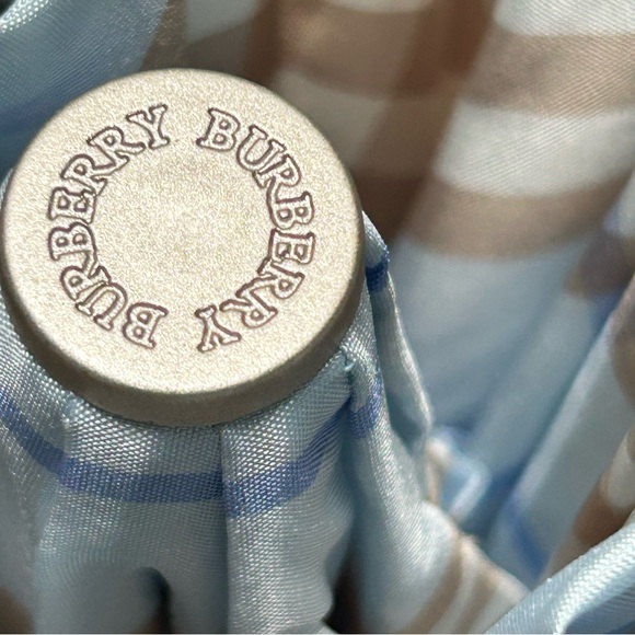 Vintage Burberry blue brown plaid collapsible umbrella wood handle storage bag - Picture 7 of 15